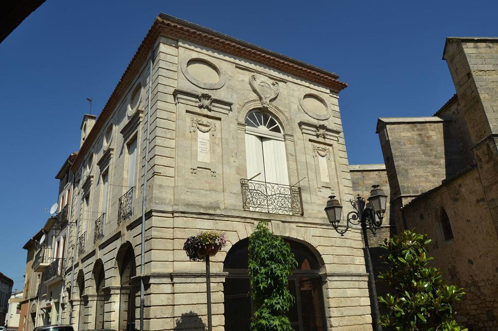 贝济耶东原生酒店 Villeneuve-lès-Béziers 外观 照片